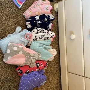 Absorba 5T,Carter’s size 4T fleece sleepers & Hello Kitty sleeper size 4T.GUC